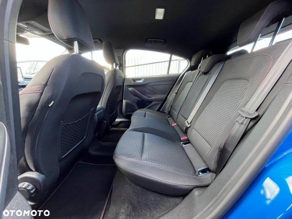 Ford Focus - 13