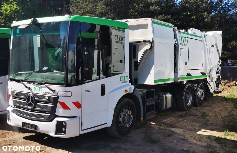 Mercedes-Benz Econic - 1