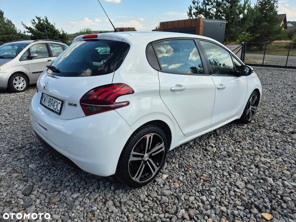 Peugeot 208 1.4 HDi Business Line - 4