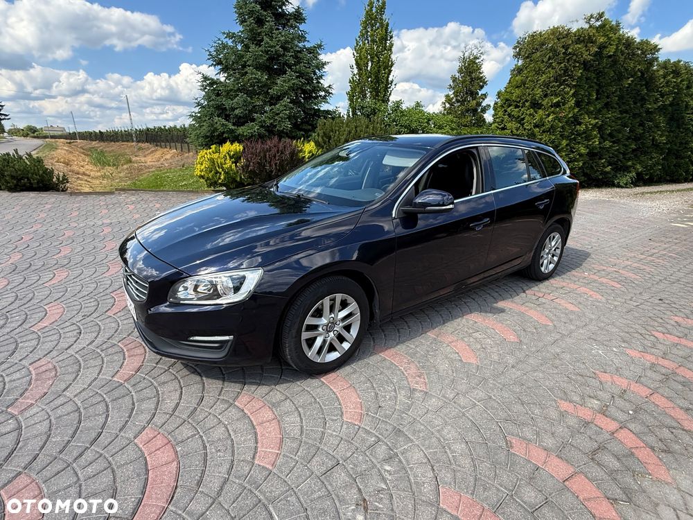 Volvo V60 T2 Geartronic Kinetic - 2