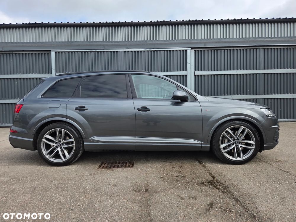 Audi Q7 - 9