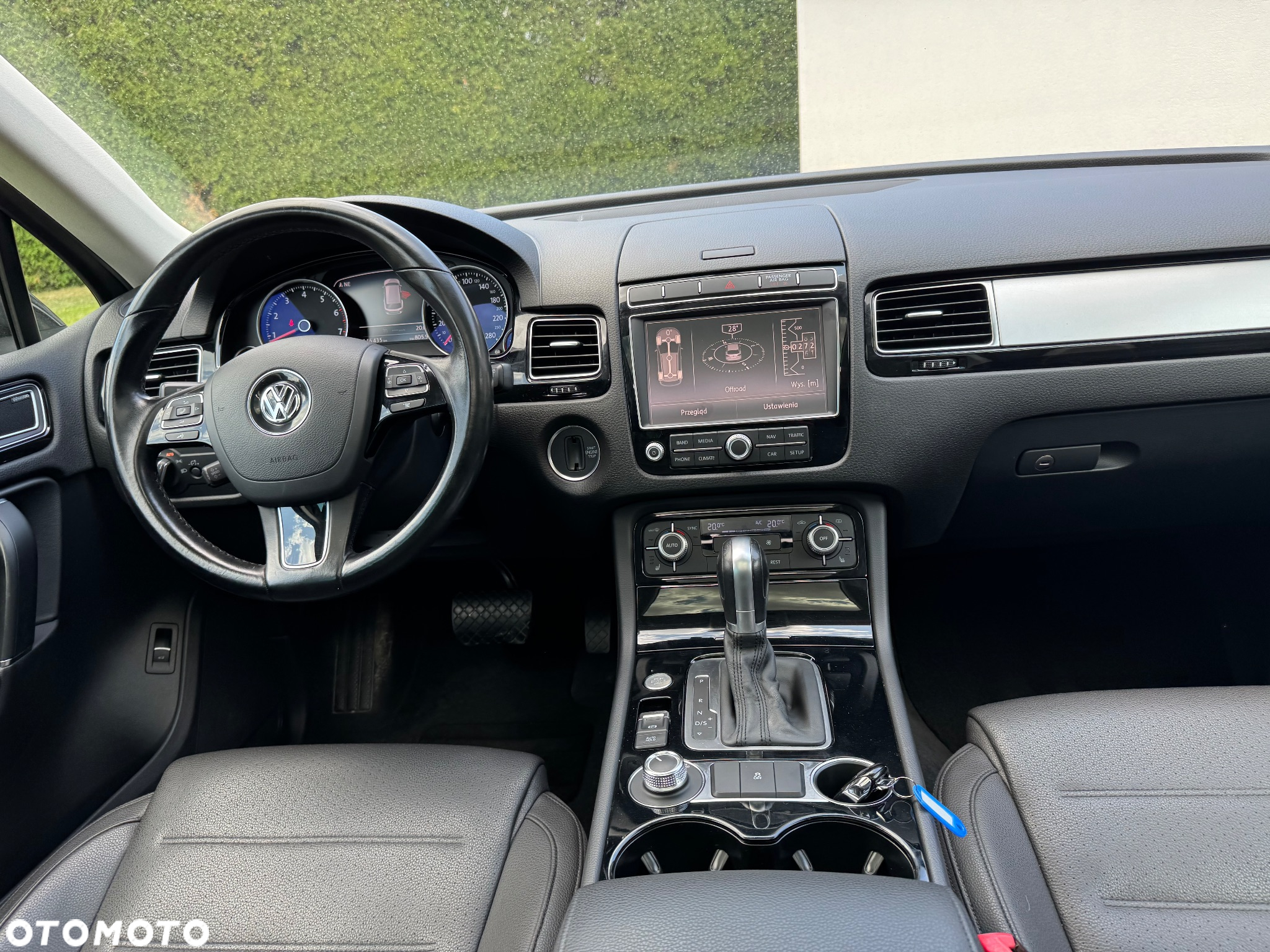 Volkswagen Touareg - 19