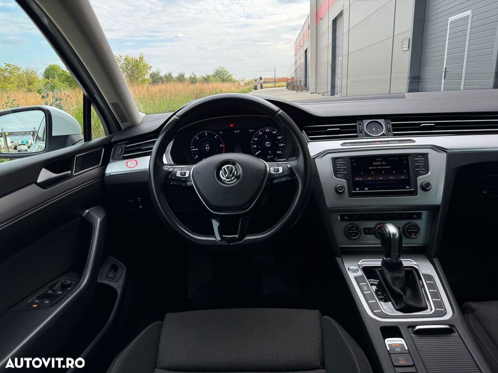 Volkswagen Passat Variant 2.0 TDI DSG (BlueMotion Technology) Comfortline - 16
