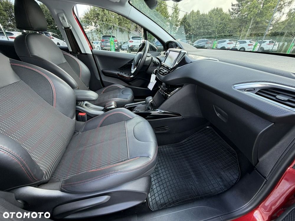 Peugeot 2008 - 36