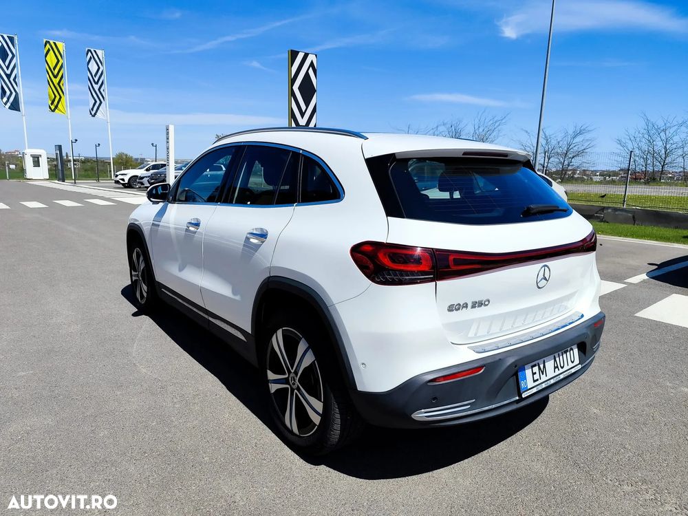 Mercedes-Benz EQA 250 - 4