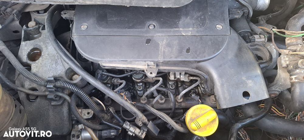 Dezmembrez Renaul Trafic Opel Vivaro - 2