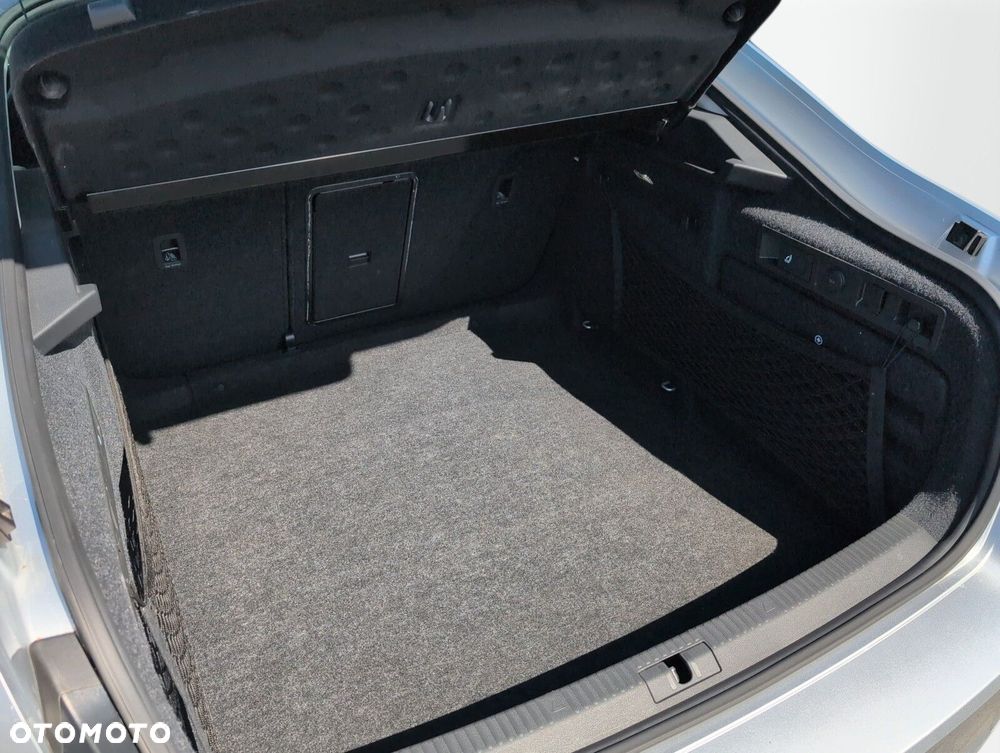 Skoda Superb 2.0 TDI SCR 4x4 L&K DSG - 9