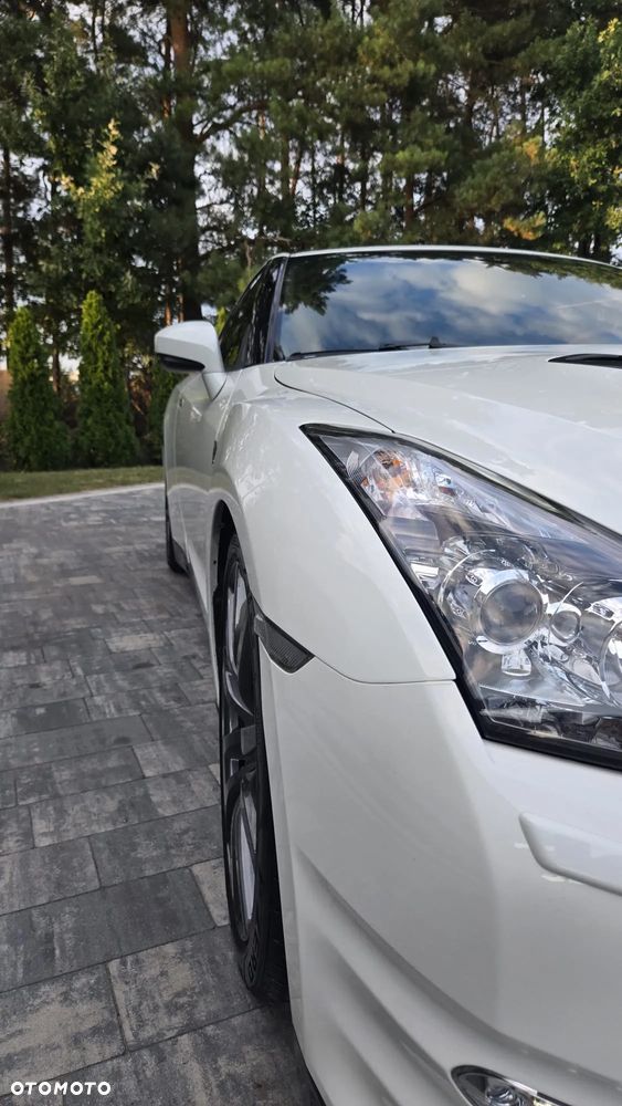 Nissan GT-R Black Edition - 9