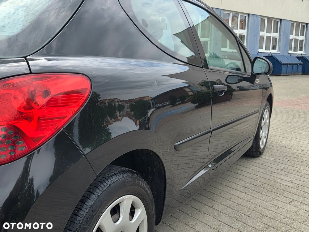Peugeot 207 90 Filou - 17