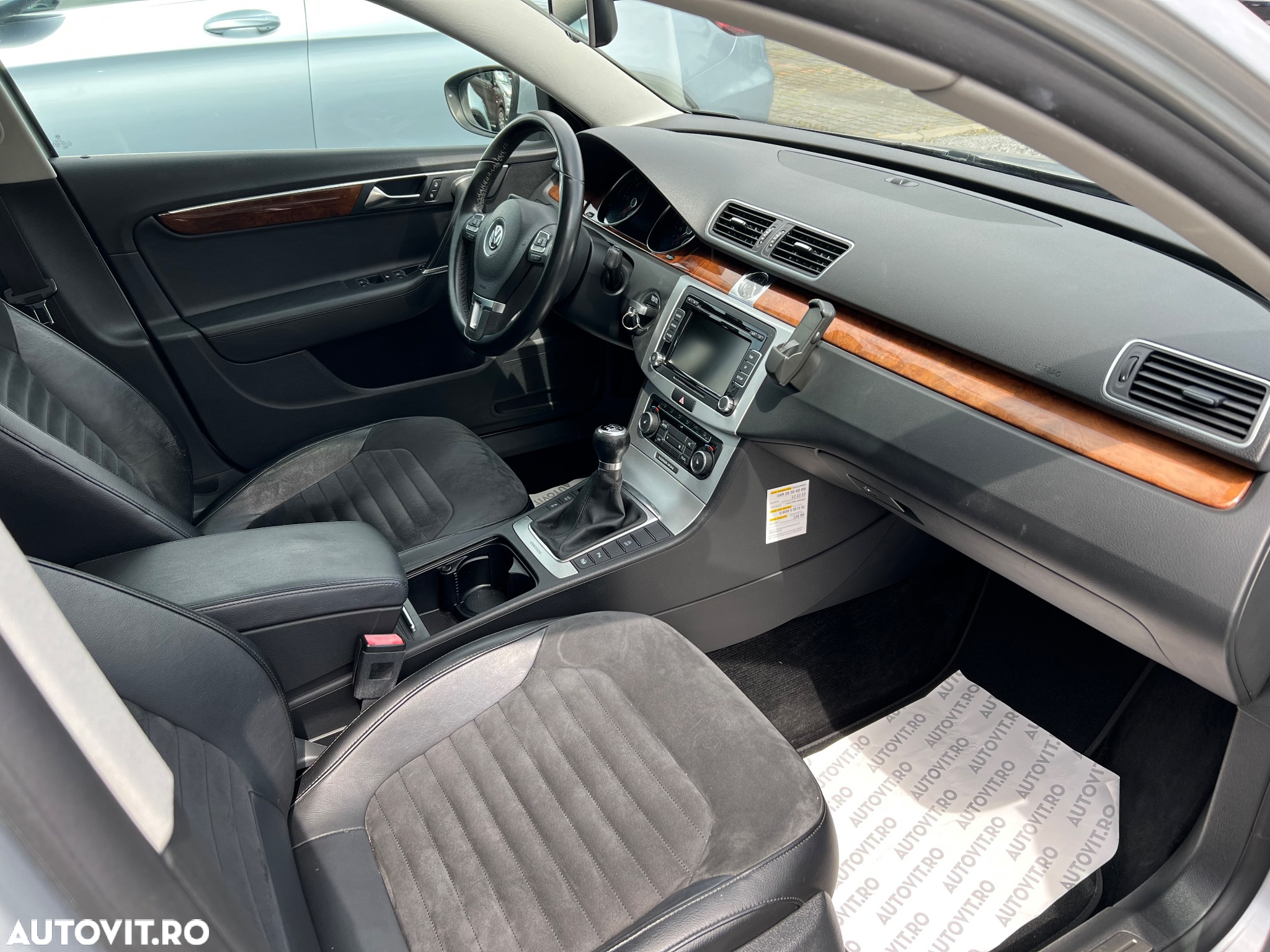 Volkswagen Passat Variant 2.0 TDI 4Motion BlueMotion Technology Highline - 7