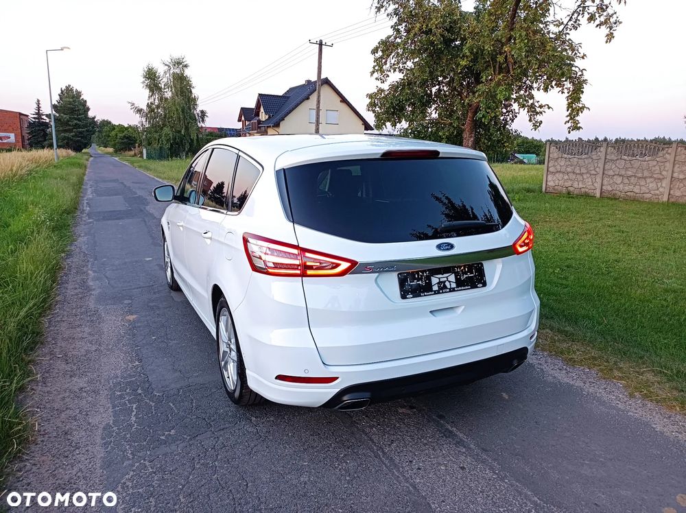 Ford S-Max 2.0 TDCi Titanium PowerShift - 39