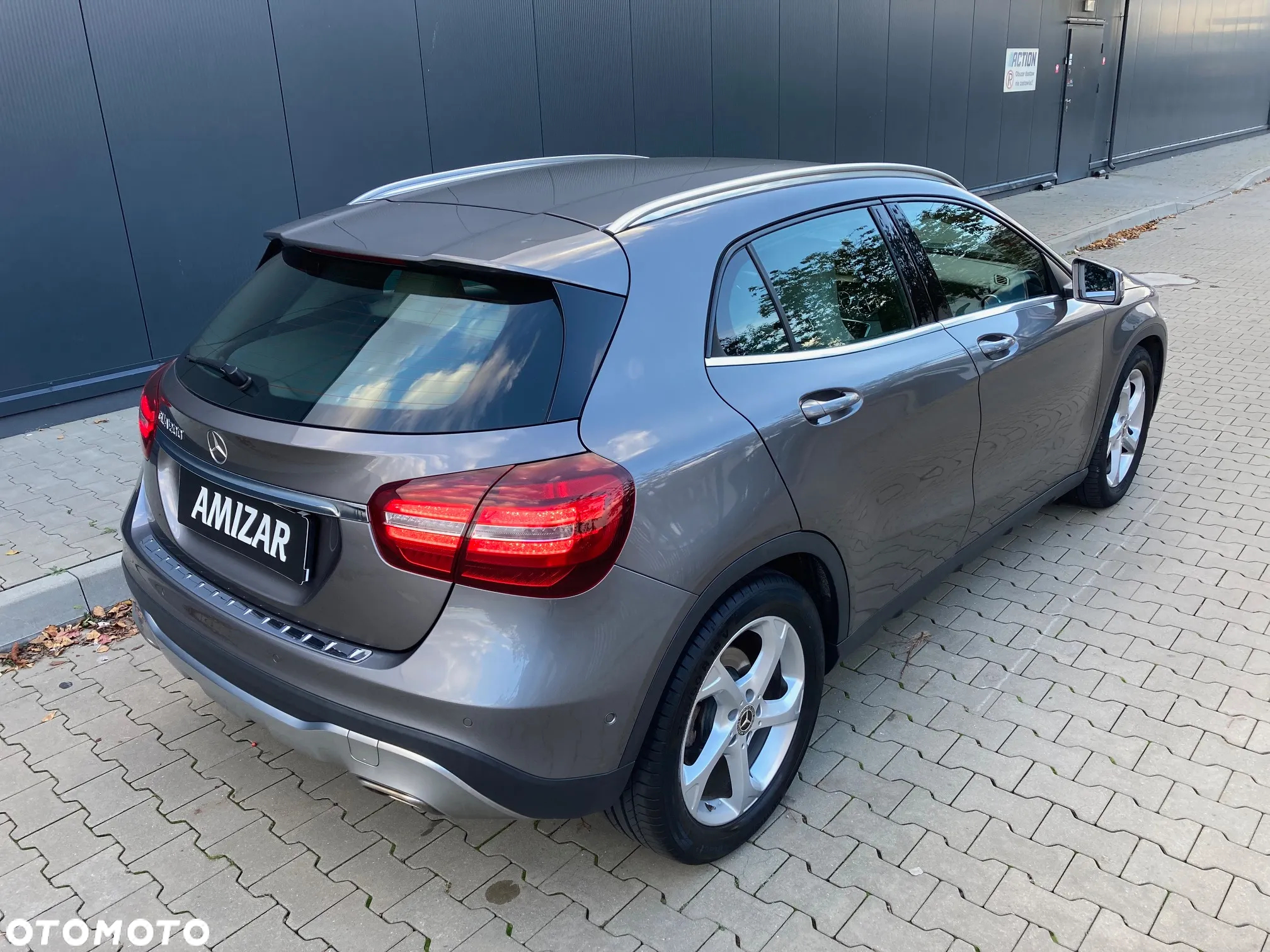 Mercedes-Benz GLA 200 7G-DCT AMG Line - 7