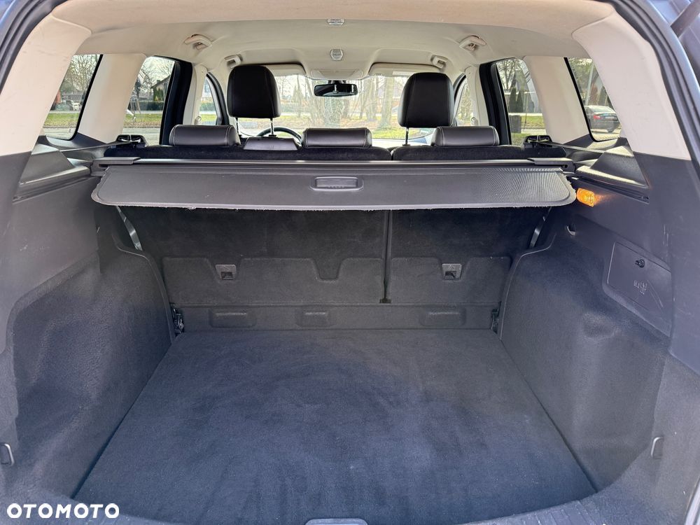 Ford Kuga 2.0 TDCi 4x4 Titanium - 23