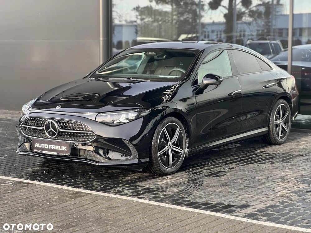 Mercedes-Benz CLA 180 mHEV 8G-DCT - 4