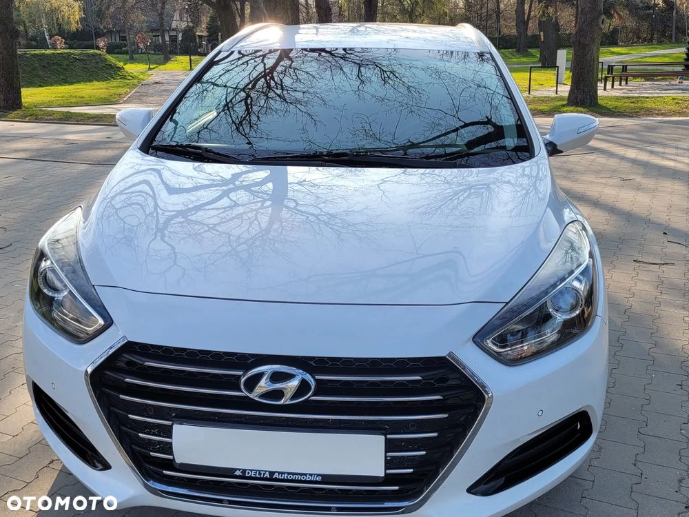 Hyundai i40 Kombi blue 1.7 CRDi DCT Premium - 3