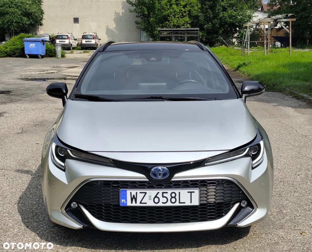 Toyota Corolla 2.0 Hybrid Executive - 17