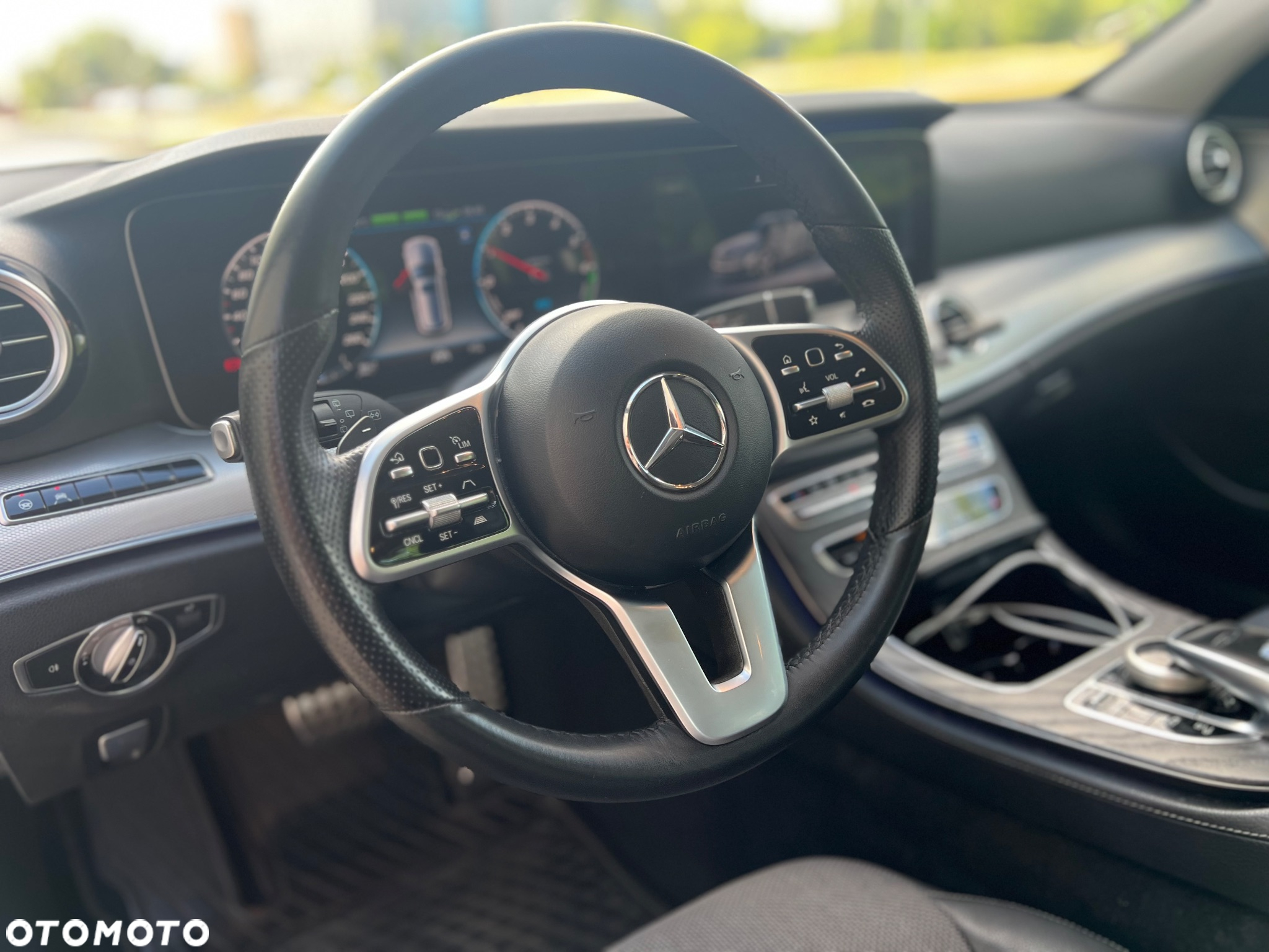 Mercedes-Benz Klasa E 300 de T 9G-TRONIC Avantgarde - 23