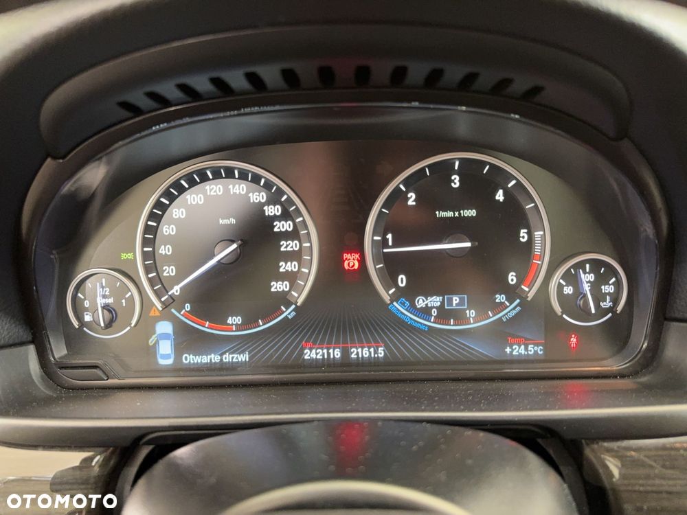 BMW Seria 5 - 21