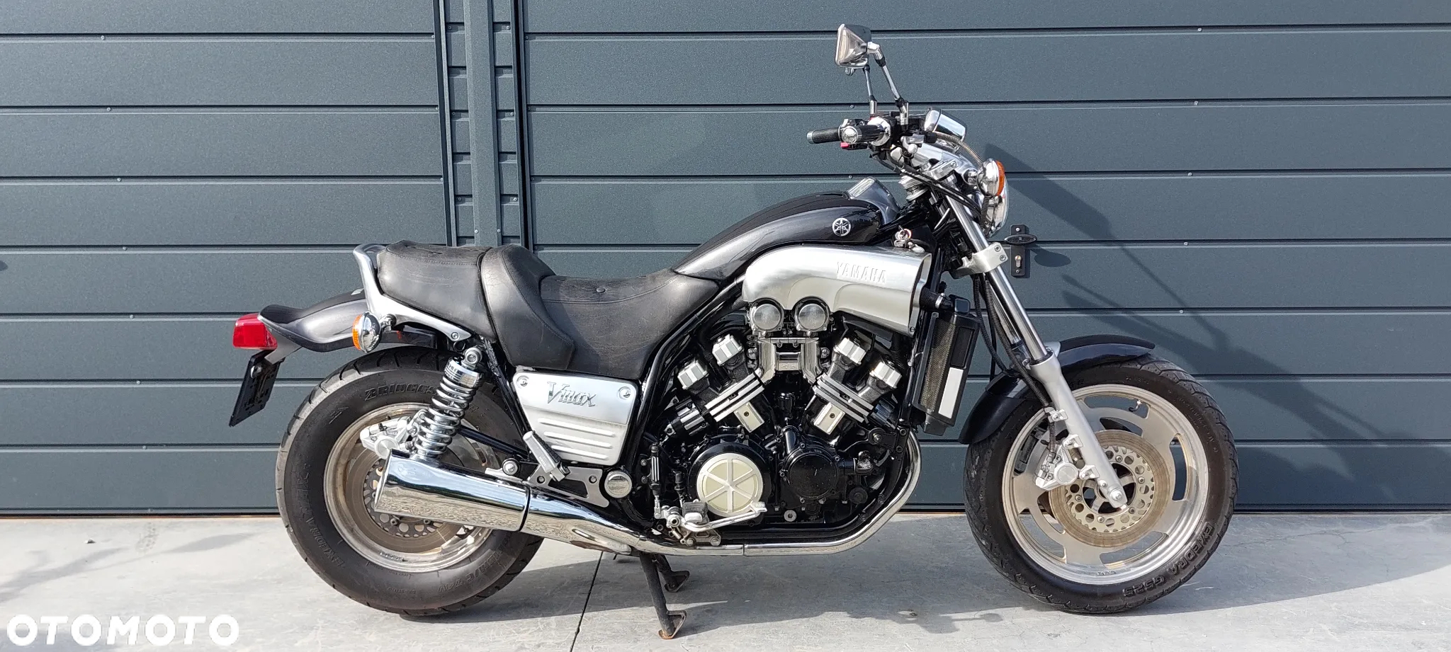 Yamaha V-MAX - 24