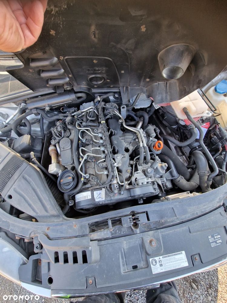 Silnik  vw  2.0 tdi  o  kodzie  CAG - 1