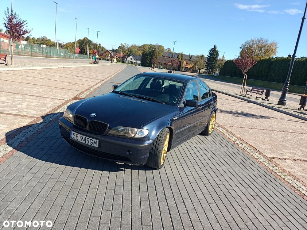 BMW E46 318I 2003 photo 2