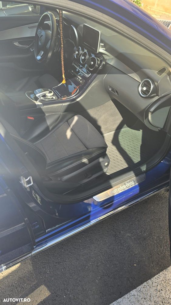 Mercedes-Benz C 220 (BlueTEC) d 7G-TRONIC Avantgarde - 19