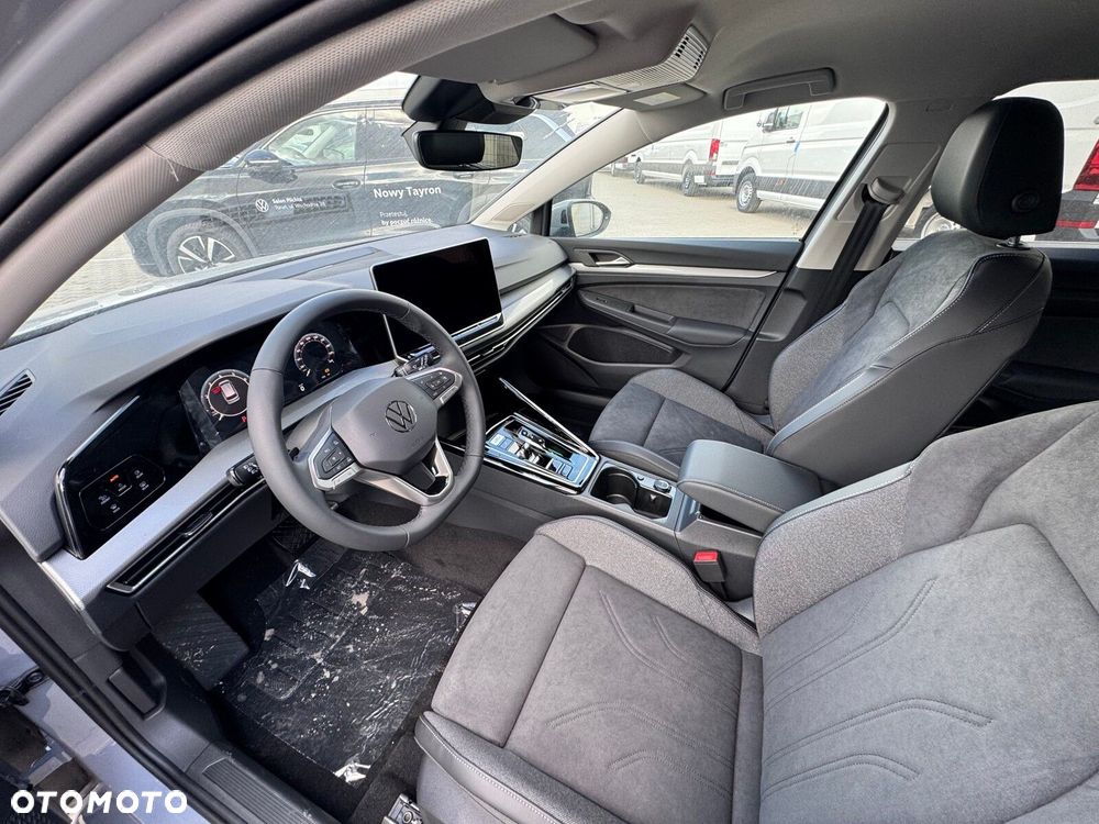 Volkswagen Golf - 12