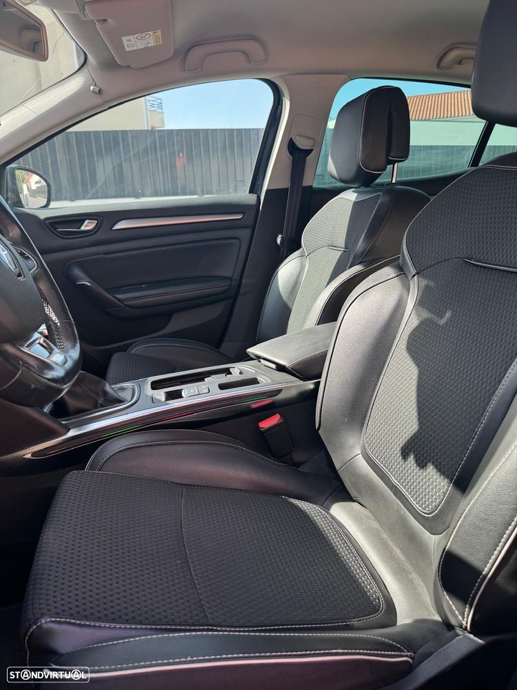 Renault Mégane ENERGY dCi 130 Start & Stop Bose Edition - 5