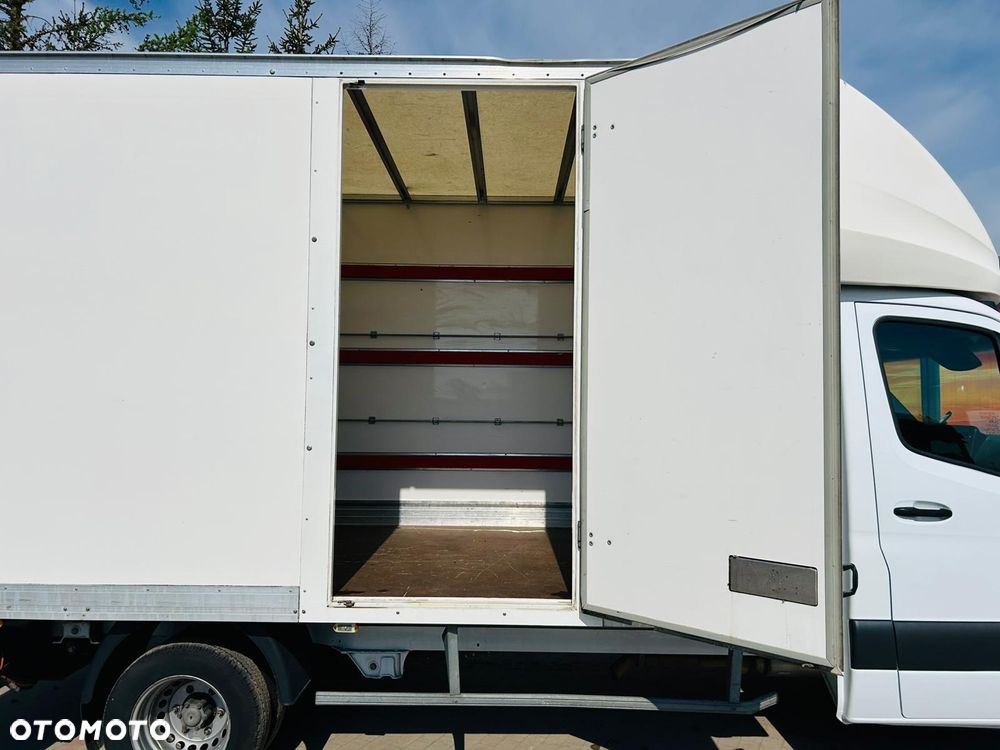Mercedes-Benz Sprinter 516 - 15