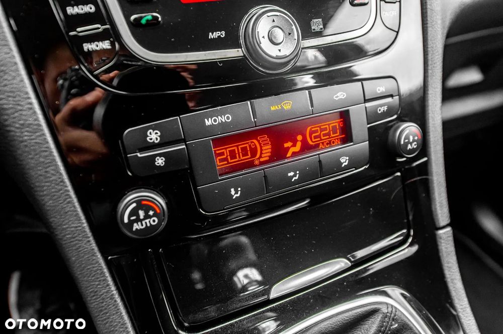 Ford S-Max - 33