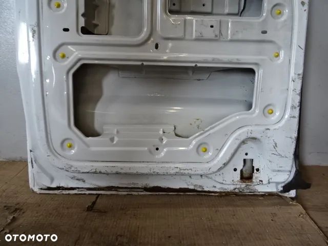 DRZWI SKRZYDŁO PRAWY TYŁ PRAWE TYLNE RENAULT TRAFIC II LAK:0D31 NR1614 - 15