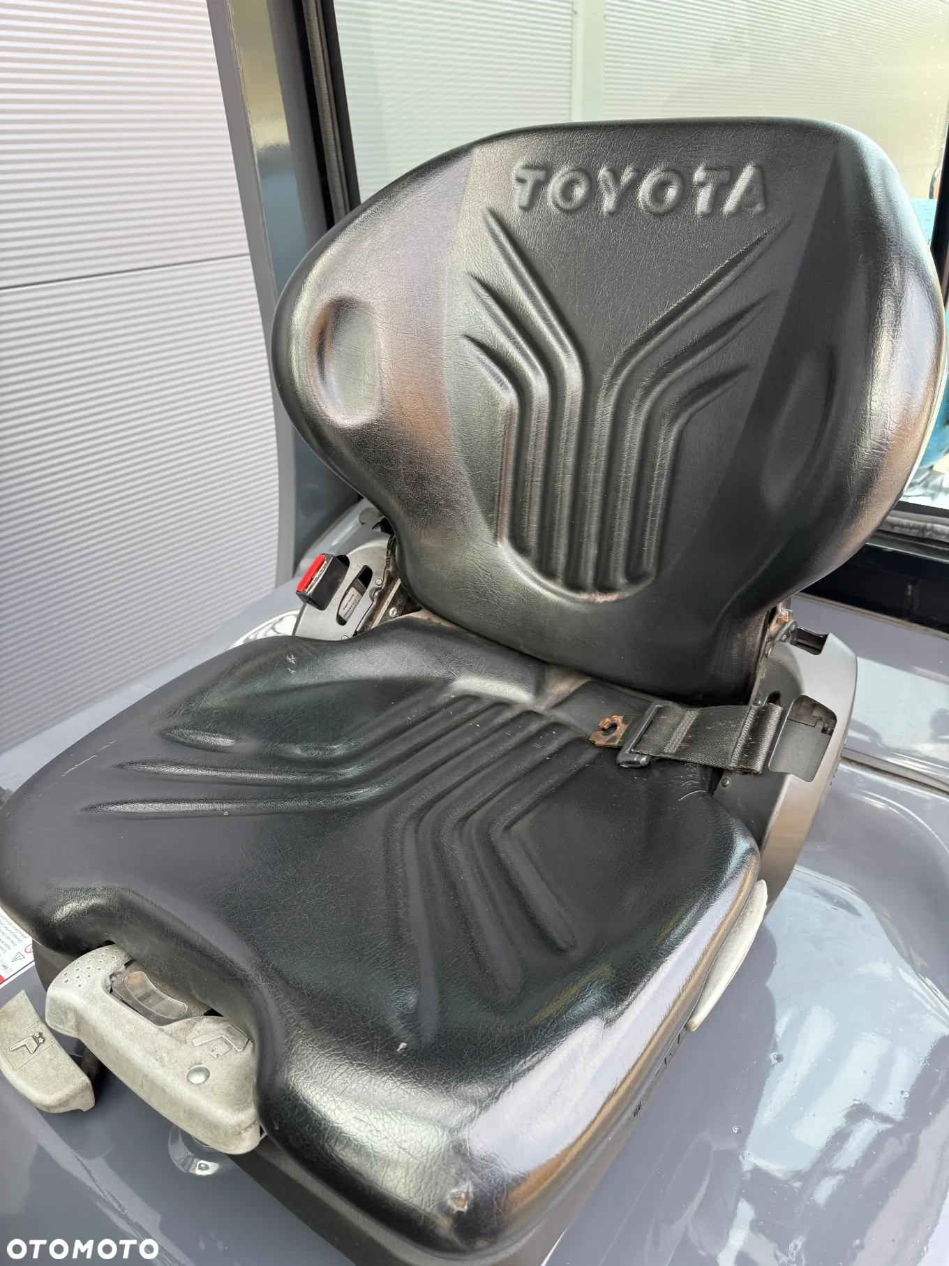 Toyota 02-8FGF25 - 8