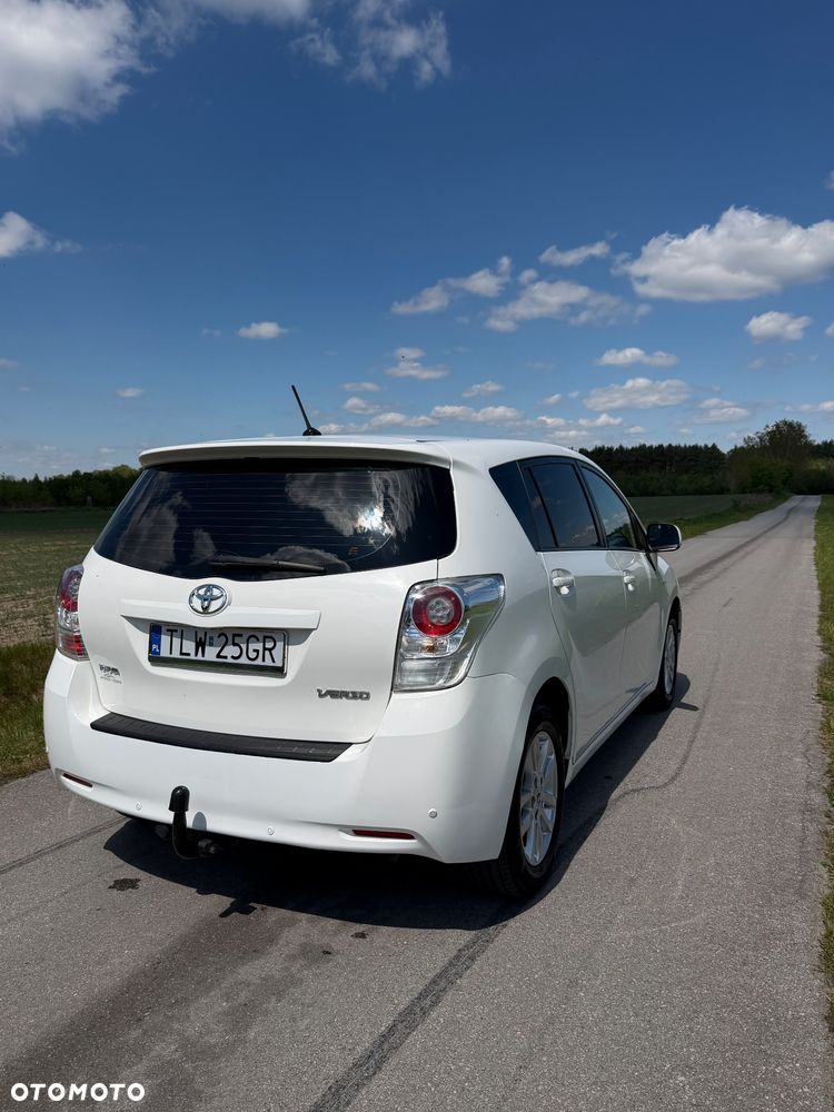 Toyota Verso - 8