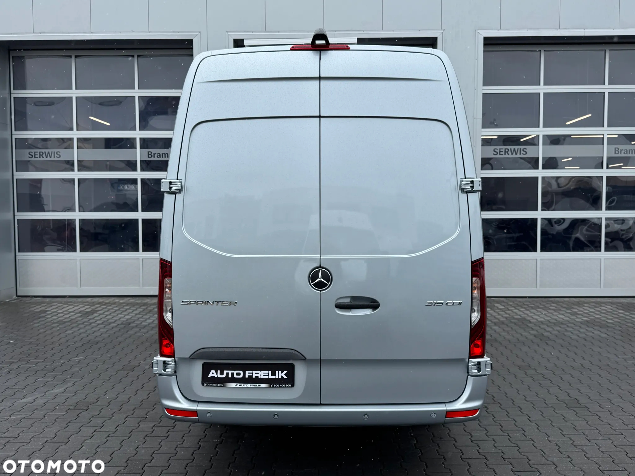 Mercedes-Benz Sprinter - 7