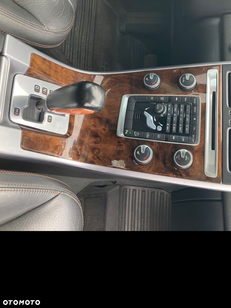 Volvo XC 60 - 6