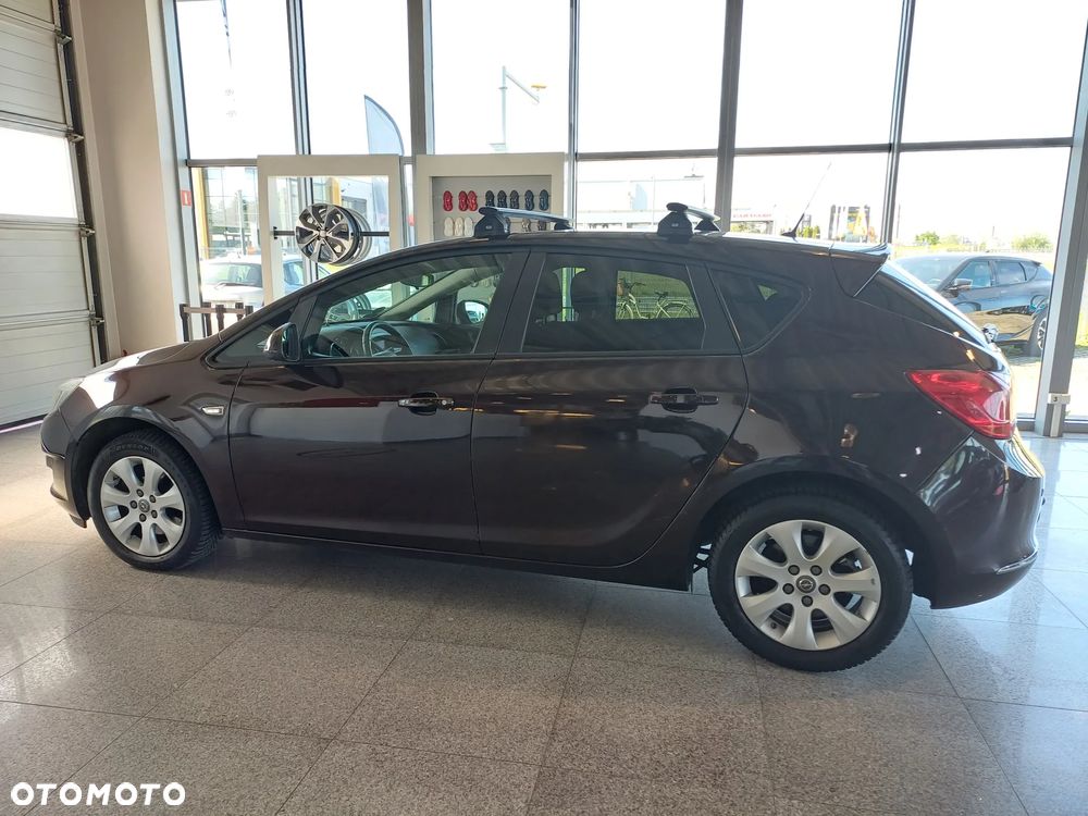Opel Astra 1.6 CDTI Enjoy - 4