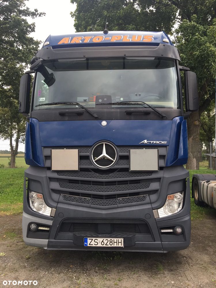 Mercedes-Benz Actros - 1