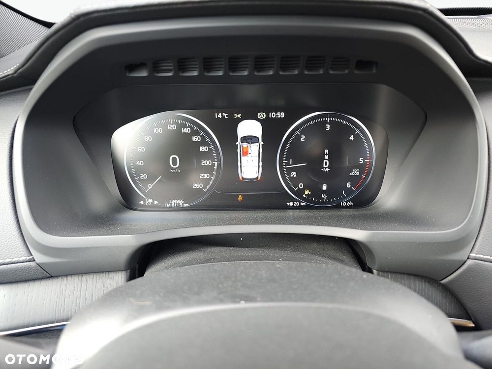 Volvo XC 90 - 26
