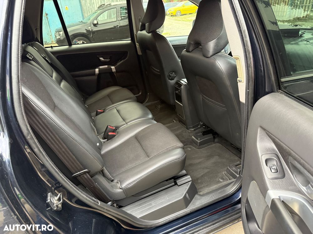Volvo XC 90 - 10