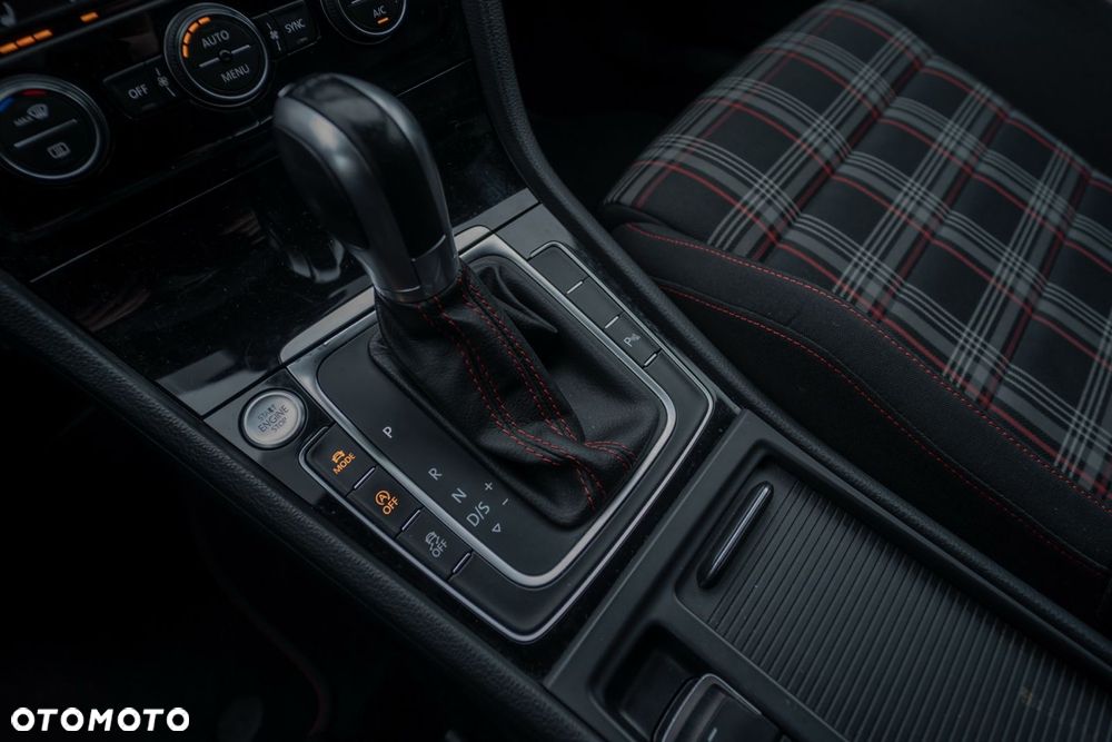 Volkswagen Golf 2.0 TSI BMT GTI Performance DSG - 7