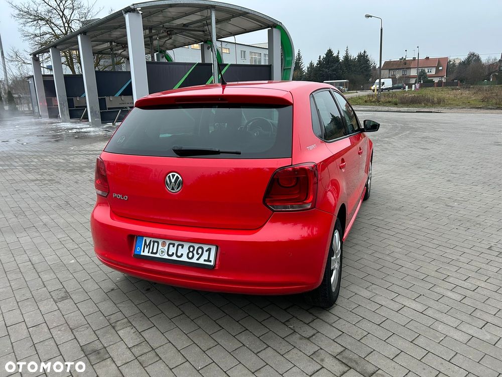 Volkswagen Polo 1.2 MATCH - 11