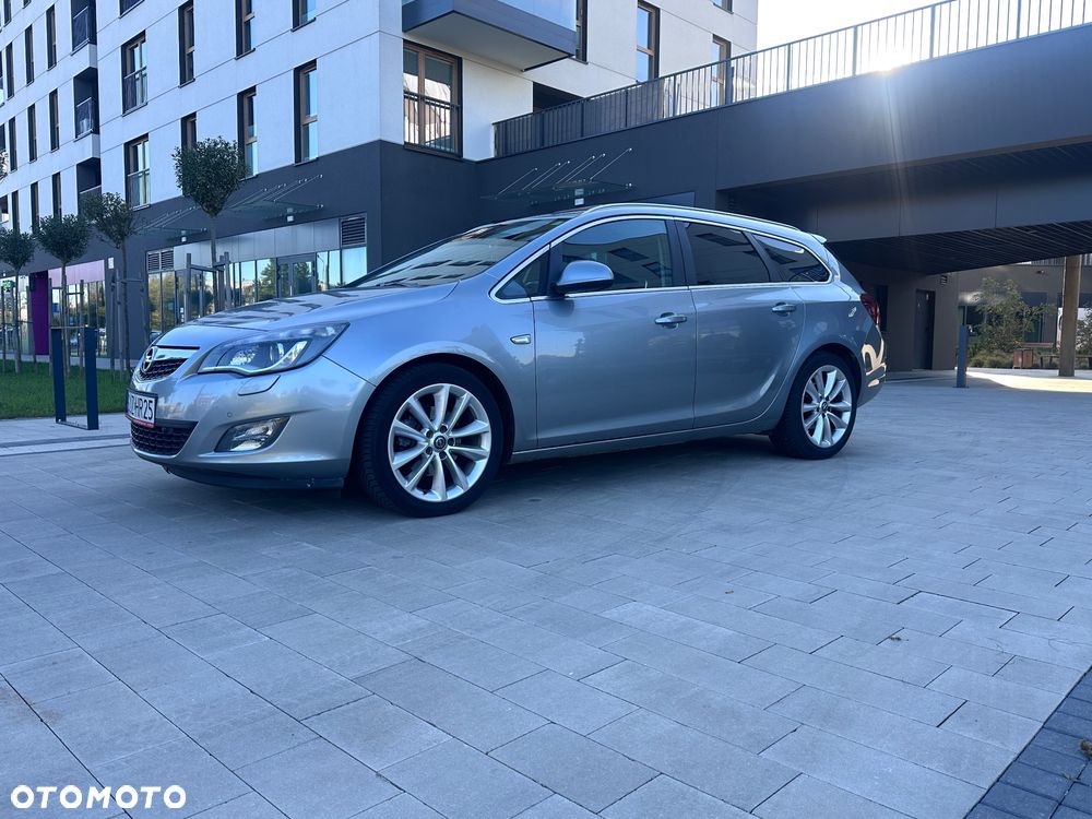 Opel Astra 2.0 CDTI DPF Sports Tourer - 3