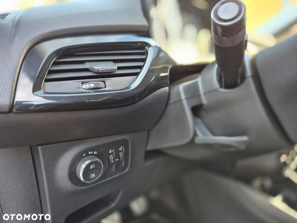 Opel Corsa 1.4 Color Edition - 22