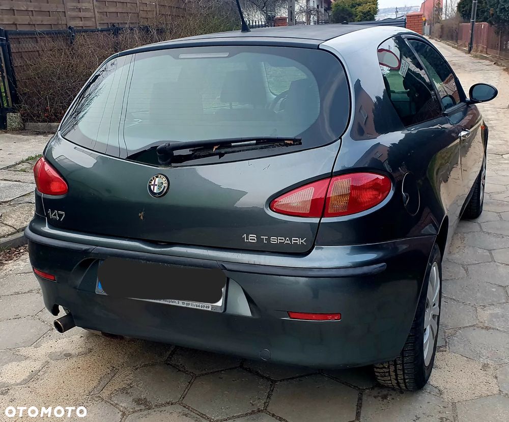 Alfa Romeo 147 - 11