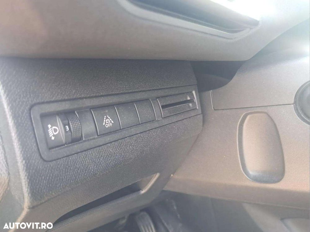 Peugeot 3008 1.2 PureTech S&S EAT8 Allure - 14