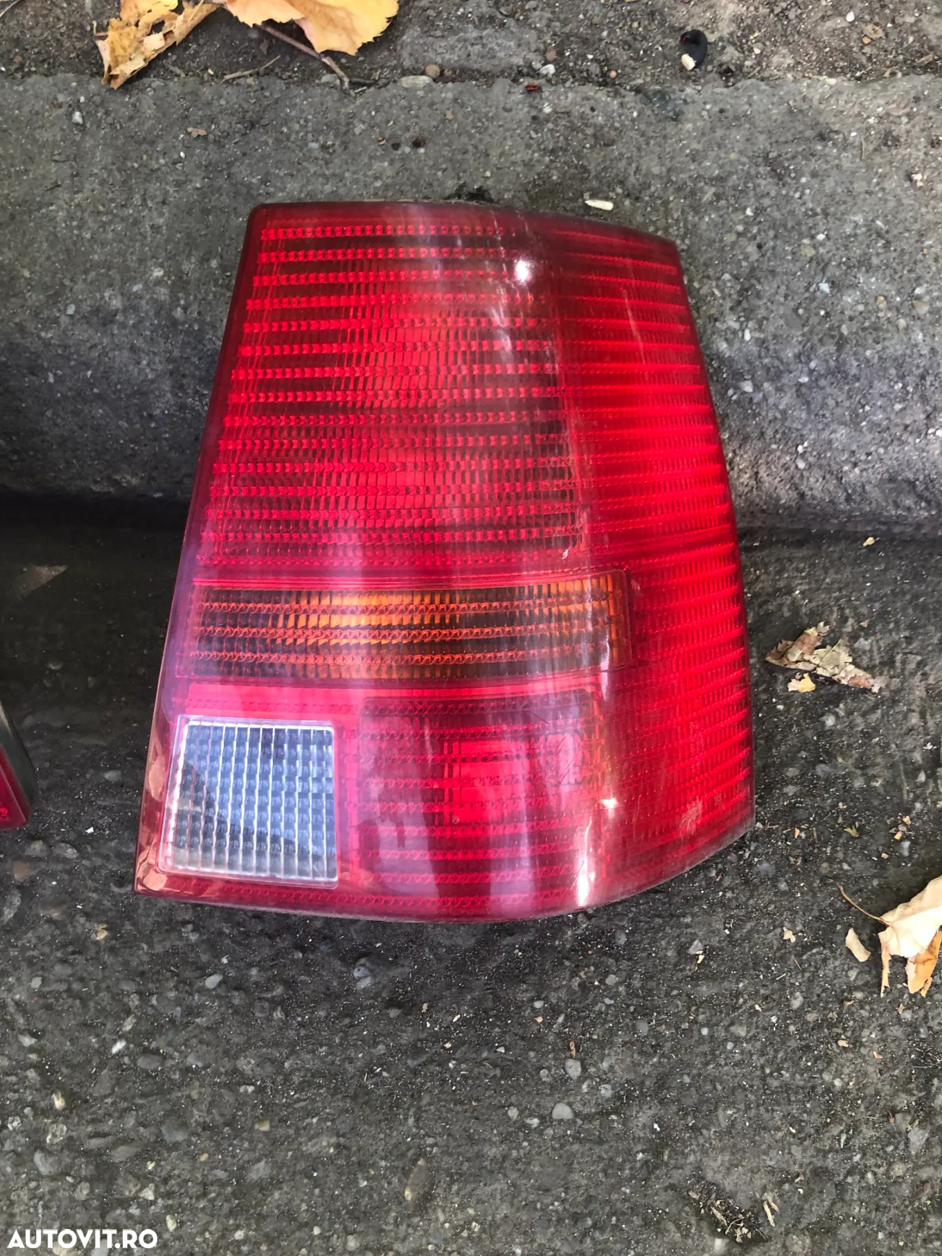 Stop stanga/Stop dreapta VW Golf 4 break combi - 2