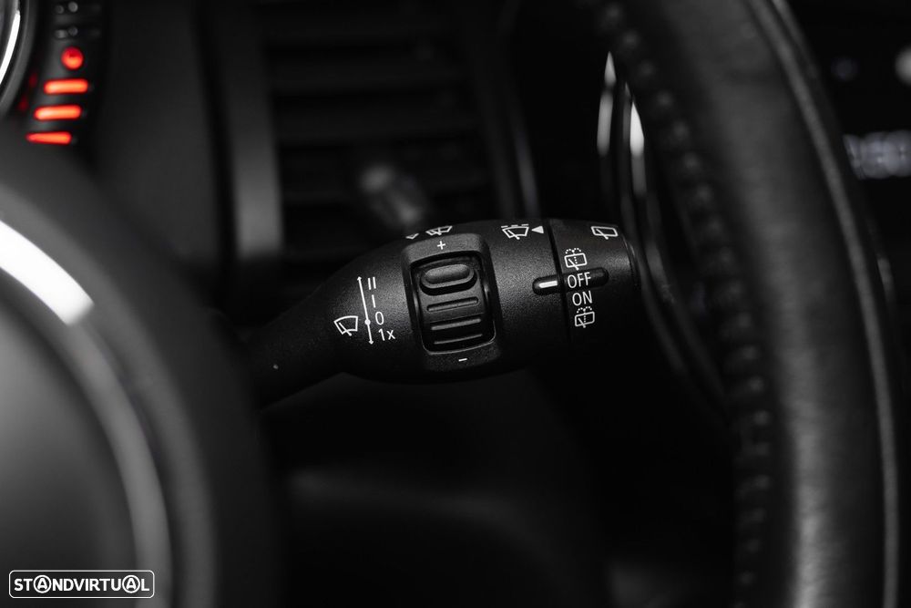 MINI 3 Portas One D - 18