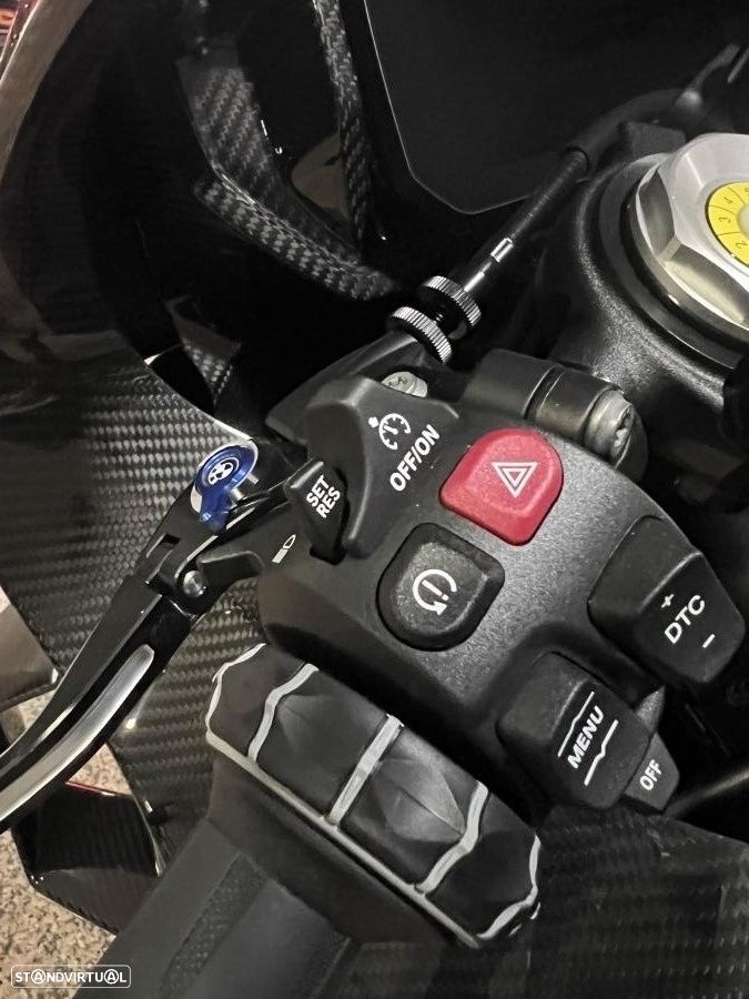 BMW M 1000 RR Competition Carbon - 28