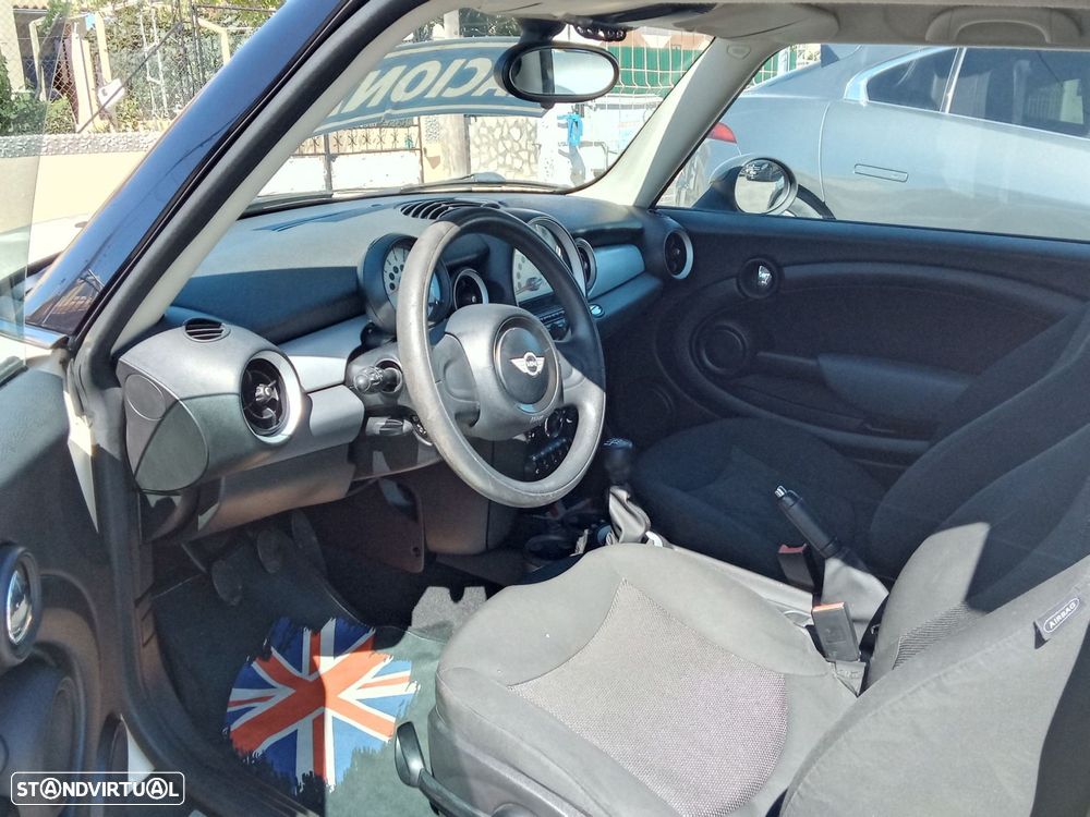MINI 3 Portas One 1.6 - 11