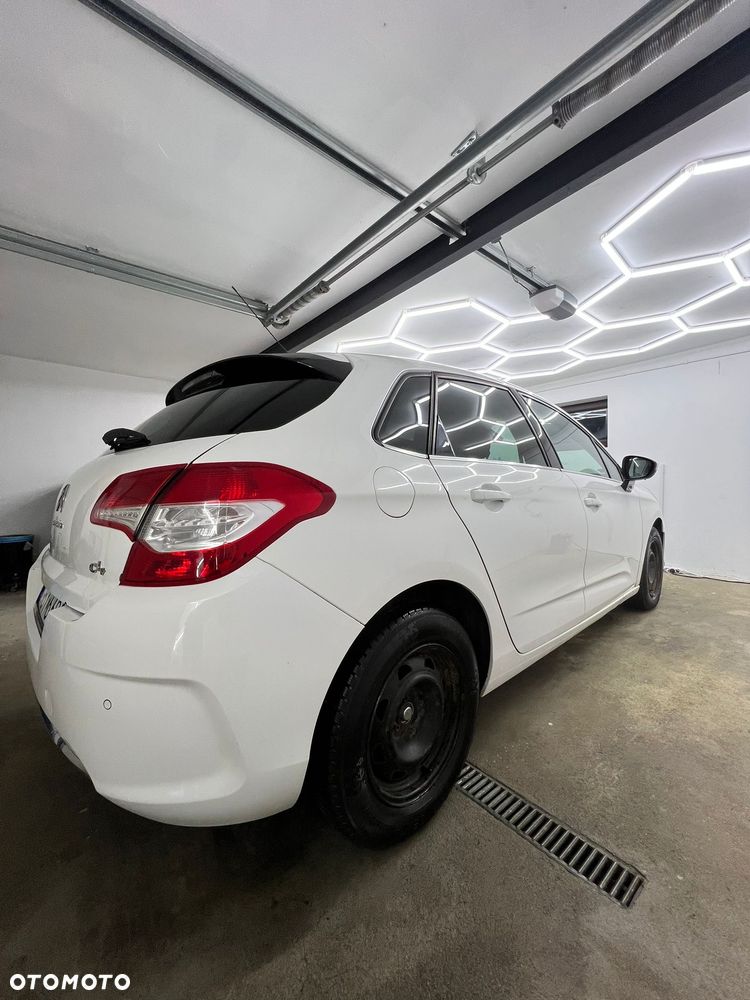 Citroën C4 1.6 HDi Attraction - 13